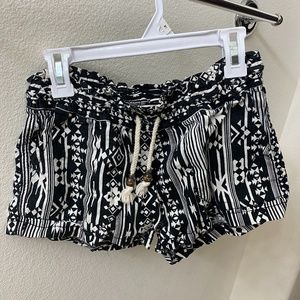 Aztec/stripe pattern styled shorts